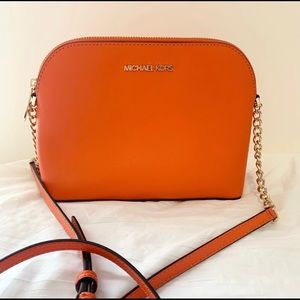 Michael Kors Cindy Dome crossbody chain bag